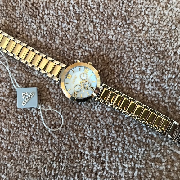 August Steiner Womens Watch Multi Tone Multi-Funct - Picture 7 of 8